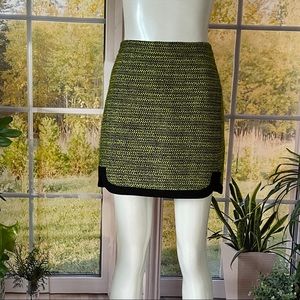 J.CREW Shirttail Mini tweed green/black skirt sz 2